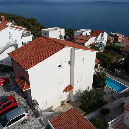 Apartment Stunning View With Pool *