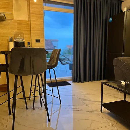 아파트 Stunning View With Pool *