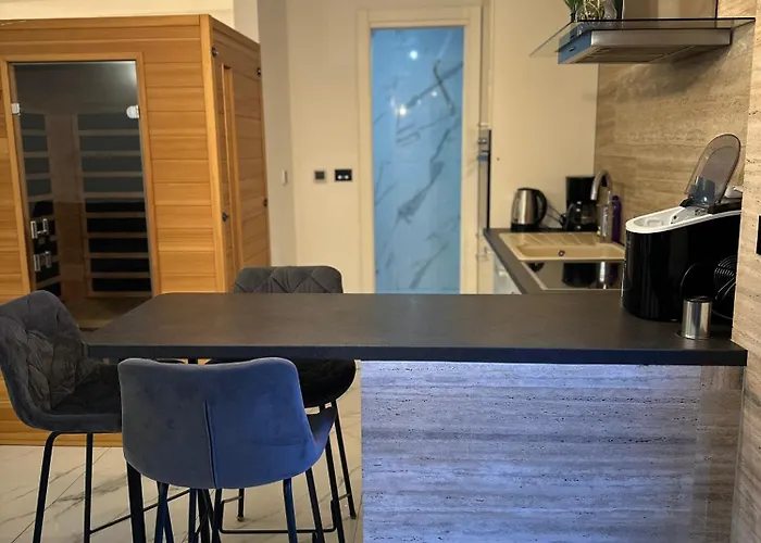 Apartmán Stunning View With Pool