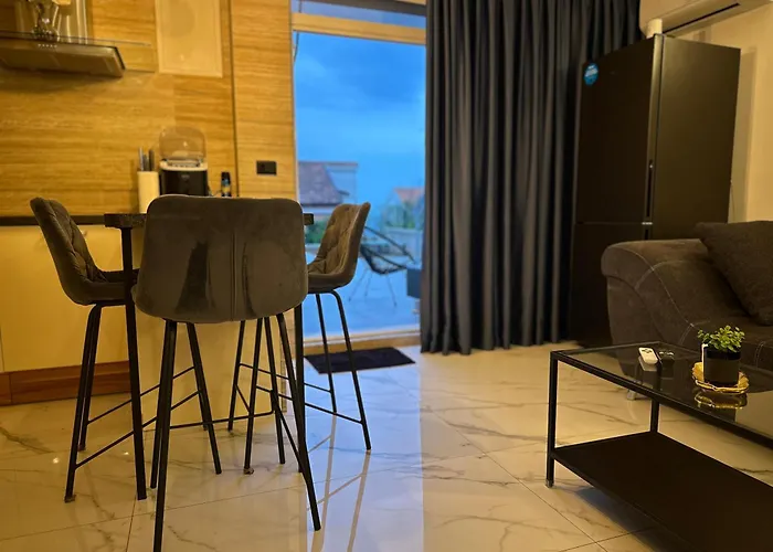 Apartmán Stunning View With Pool *